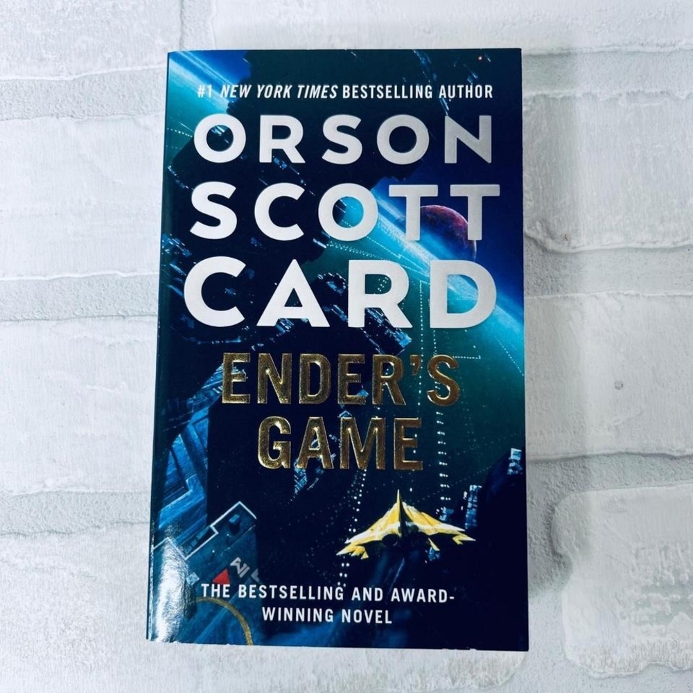 Orson Scott Card Ender's Game Science Fiction Paperback Tor Books 9781250773012
